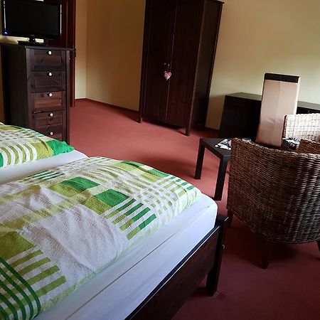 Hotel Zum Schwanen Leimen  Bagian luar foto